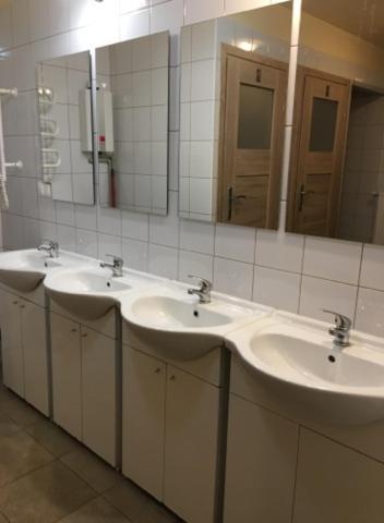 Noclegi Pracownicze Zielonka  Ngoại thất bức ảnh
